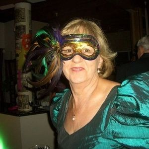 Meet your Posher, Lesley